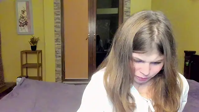 Lilly Jess online show from 10.21.25