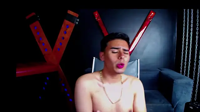 Snapshot of Matthewlodge chatting on 11.05.25 Matthewlodge online show from 11.05.25