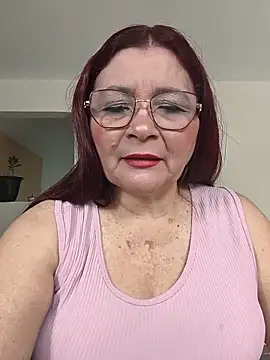 Snapshot of marfil_milf chatting on 05.16.26 marfil milf online show from 05.16.26