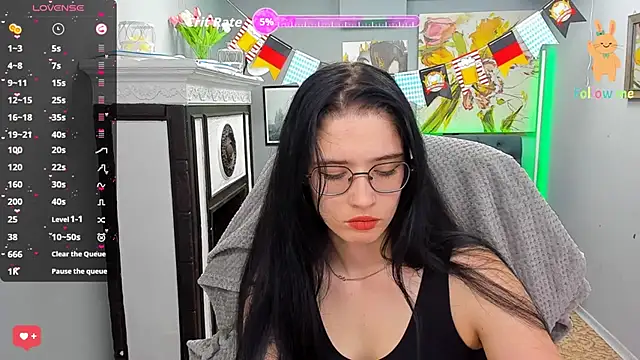 Snapshot of Charming_Mysteriousss chatting on 09.13.25 Charming Mysteriousss online show from 09.13.25