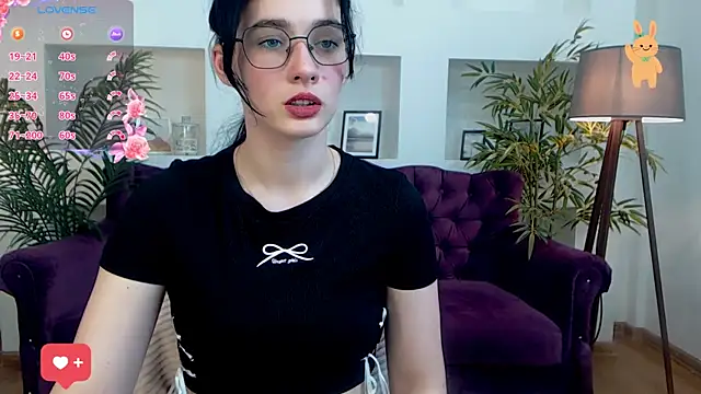 Charming Mysteriousss online show from 04.16.26