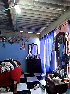 Misshot 01 online show from 10.18.25