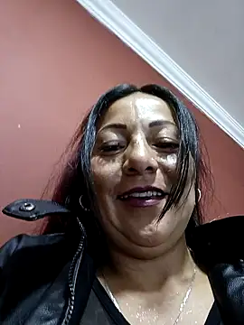 Misshot 01 online show from 10.26.25