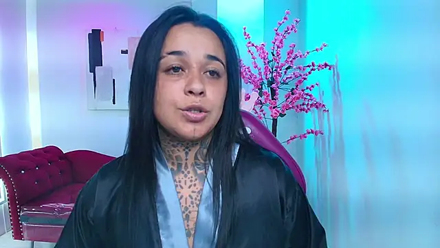 Black roseee online show from 12.05.25