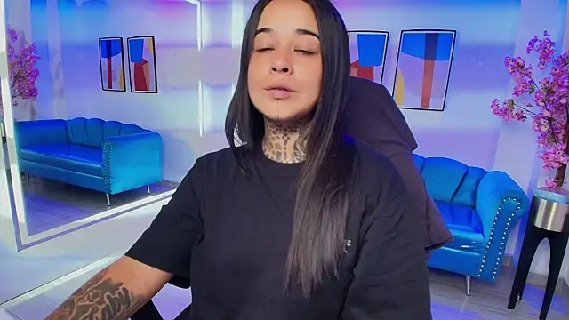 Black roseee online show from 05.26.26