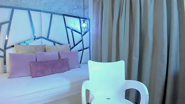 Susanna Cute online show from 04.20.26