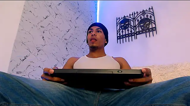 lorian vikel online show from 10.19.25