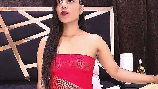 luna brown7 online show from 02.07.26