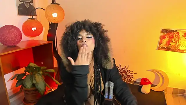 Raven luv online show from 05.29.26