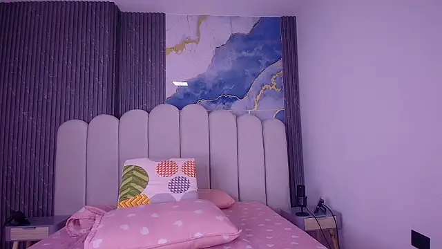 abbyrouss  online show from 02.04.26