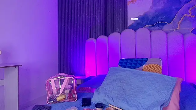 abbyrouss  online show from 02.05.26