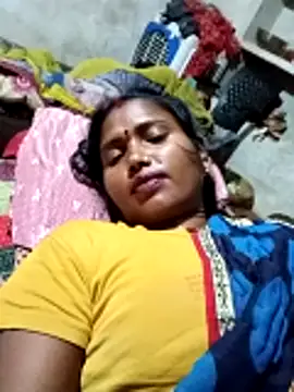 Snapshot of Cm_pooja chatting on 10.30.25 Cm pooja online show from 10.30.25