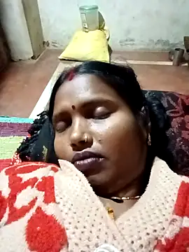 Snapshot of Cm_pooja chatting on 11.07.25 Cm pooja online show from 11.07.25