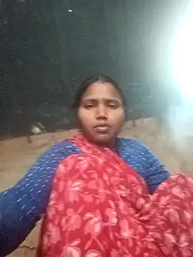 Snapshot of Cm_pooja chatting on 11.10.25 Cm pooja online show from 11.10.25