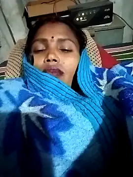 Snapshot of Cm_pooja chatting on 11.29.25 Cm pooja online show from 11.29.25