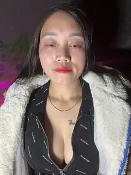 chipp-bong online show from 11.23.25