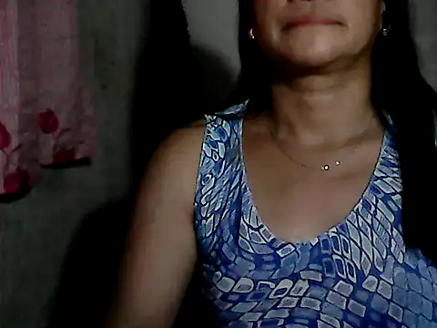 yoursPinayMama1682 online show from 01.06.26