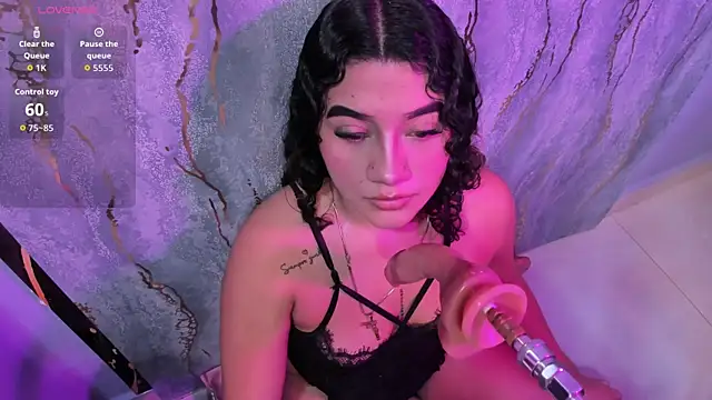 Snapshot of mia_cataleiya chatting on 10.23.25 mia cataleiya online show from 10.23.25