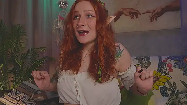 Snapshot of Charming_winky chatting on 10.17.25 Charming winky online show from 10.17.25