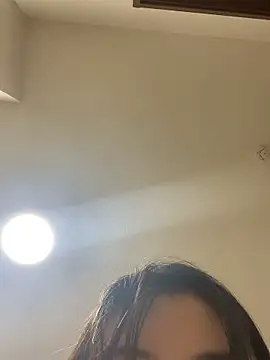 Snapshot of naginagisan chatting on 04.22.26 naginagisan online show from 04.22.26