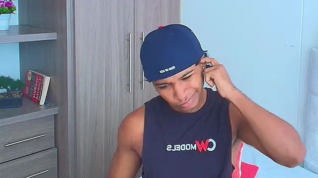 Snapshot of cassian_gold chatting on 06.04.26 cassian gold online show from 06.04.26