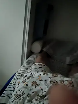 Enriquee147 online show from 04.21.26