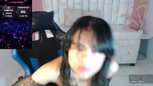 Snapshot of catalina5_s chatting on 11.09.25 catalina5 s online show from 11.09.25