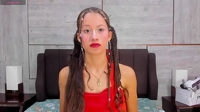 EmmaPetty online show from 10.09.25