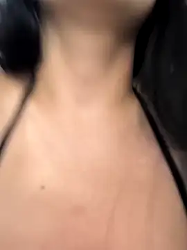 Snapshot of Daniela-rosee chatting on 09.11.25 Daniela-rosee online show from 09.11.25