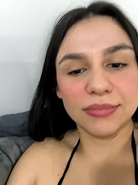 Snapshot of Daniela-rosee chatting on 09.17.25 Daniela-rosee online show from 09.17.25