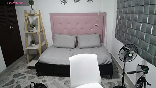 Dulce  Lovee online show from 01.07.26