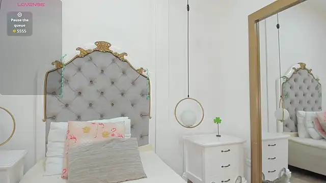 Snapshot of Skylerwhite02 chatting on 03.17.26 Skylerwhite02 online show from 03.17.26