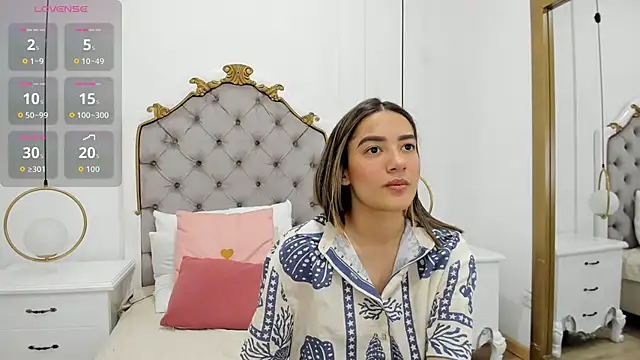 Snapshot of Skylerwhite02 chatting on 03.23.26 Skylerwhite02 online show from 03.23.26