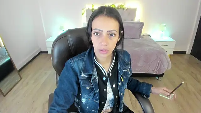 Mariam Lopez   online show from 06.11.26