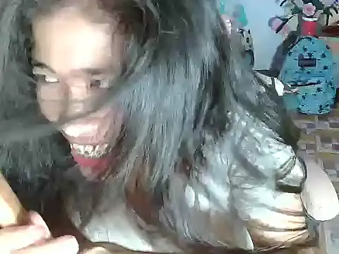 Snapshot of Sweet_Asian25 chatting on 09.22.25 Sweet Asian25 online show from 09.22.25