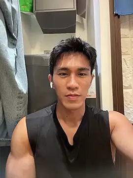 Snapshot of gooodboiii chatting on 06.11.26 gooodboiii online show from 06.11.26
