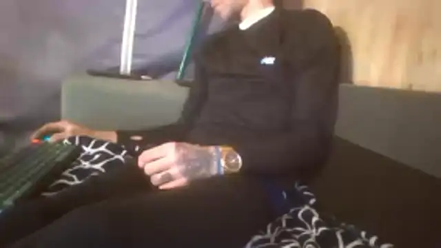 Sillycatfish online show from 11.19.25