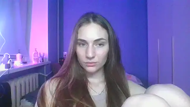 Snapshot of Zulenaa chatting on 07.08.26 Zulenaa online show from 07.08.26