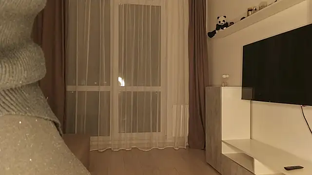 Snapshot of Sugarpeaach chatting on 11.10.25 Sugarpeaach online show from 11.10.25