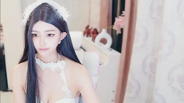 Snapshot of Aurora-77 chatting on 11.07.25 Aurora-77 online show from 11.07.25