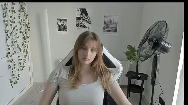 Snapshot of NeyliDream chatting on 06.05.26 NeyliDream online show from 06.05.26
