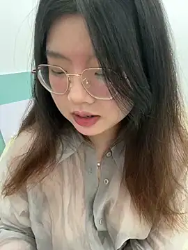 xxwang20 online show from 10.18.25