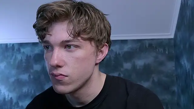 Snapshot of MarkShot_ chatting on 11.09.25 MarkShot online show from 11.09.25