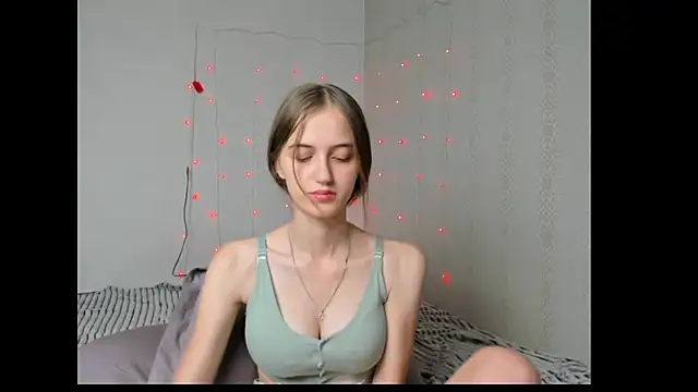 dreamy pollyyy online show from 07.04.26