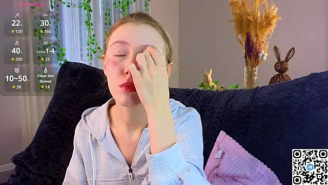 Succubelle online show from 12.03.25