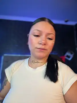 Snapshot of Megaan__More chatting on 04.01.26 Megaan More online show from 04.01.26