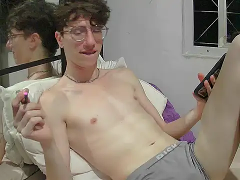 Snapshot of HeiRique chatting on 11.01.25 HeiRique online show from 11.01.25