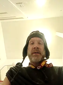 Snapshot of Mrdano0000 chatting on 12.22.25 Mrdano0000 online show from 12.22.25