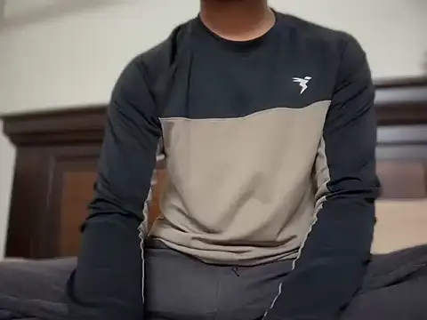 Snapshot of bossyjuicy chatting on 02.10.26 bossyjuicy online show from 02.10.26