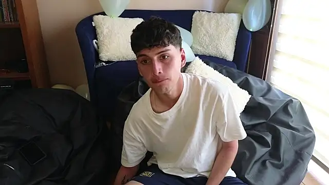 Snapshot of tightncuteass chatting on 02.09.26 tightncuteass online show from 02.09.26